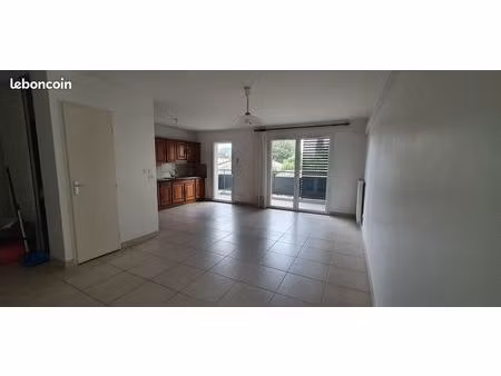 bel appartement au calme centre livron