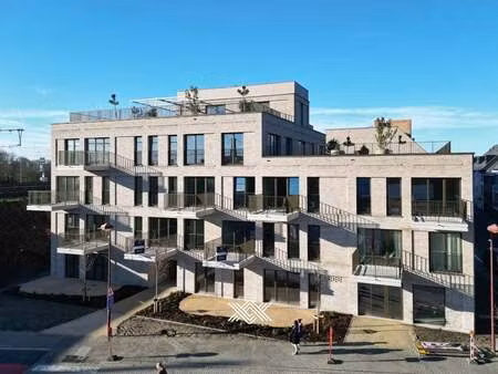 bien professionnel à louer à deinze € 1.500 (lmjgu) - landbergh | zimmo