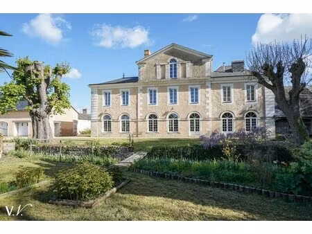 maison de luxe à vendre à dissay-sous-courcillon