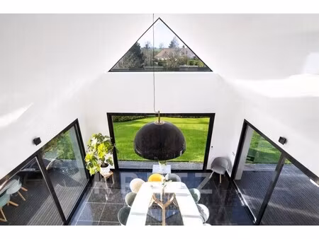 maison d'architecte à vendre à saint-laurent-la-gâtine