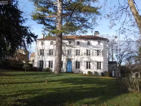 maison de luxe à vendre à cellule