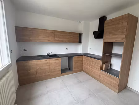 location maison à ploufragan (22440) : à louer / 137m² ploufragan