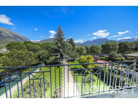 maison type 6 sur terrain 700m² - embrun - 6 pièces