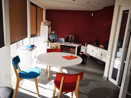 location locaux professionnels 121 m² à narbonne (11100)  2 128 €