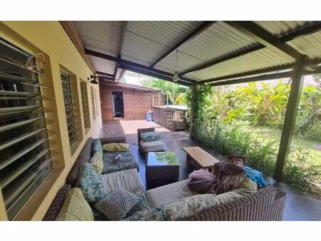 maison cayenne 243 m² t-5 à vendre  441 000 €