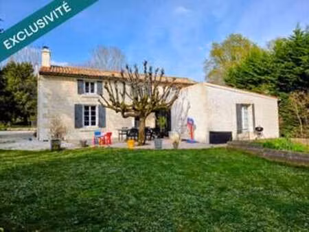 vente maison à fressines (79370) : à vendre / 180m² fressines