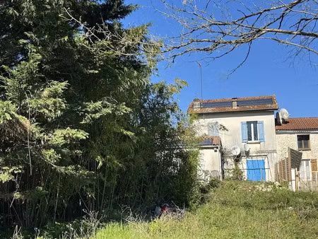 vente maison à montguyon (17270) : à vendre / 96m² montguyon
