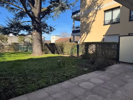 location appartement 3 pièces 73 m² à la tour-de-salvagny (69890)  1 290 €