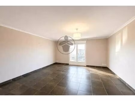 location appartement 3 pièces 66 m2 à alès