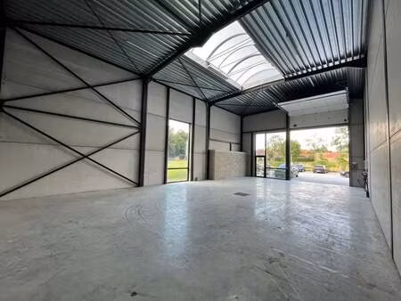 bien professionnel à louer à zwevezele € 895 (kgvvw) | zimmo