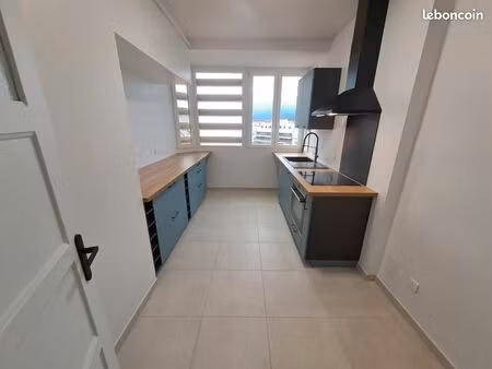 appartement 3 pièces 71 m2 refait à neuf