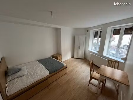 studio meublé 25m² – métro alsace – refait / équipé – 520 cc ◊