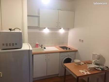 t1 meublé 36m2 refait à neuf