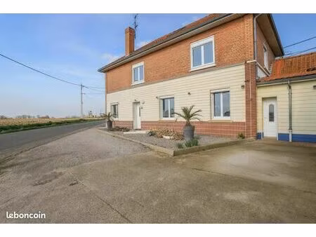 maison 6 pièces 166 m²