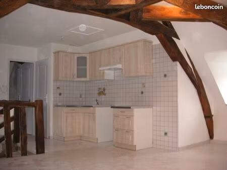 sens centre f2 52/35 m²