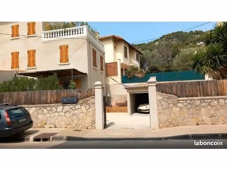 part.loue beau garage 17m2 faron ste anne resid.securisée