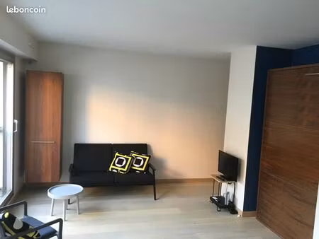 studio meublé – boulogne nord / église | 27 m² | 920 cc