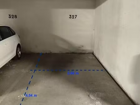 parking/box 13 m² paris 13