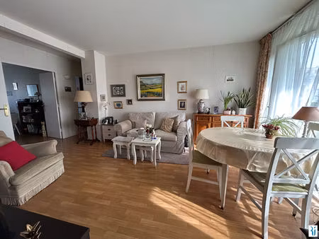 à vendre appartement mont saint aignan f3 avec balcon
