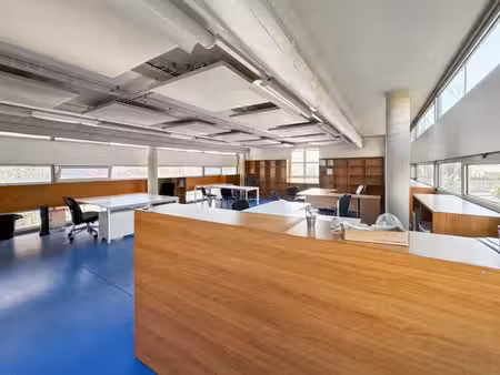location bureaux 150m²
