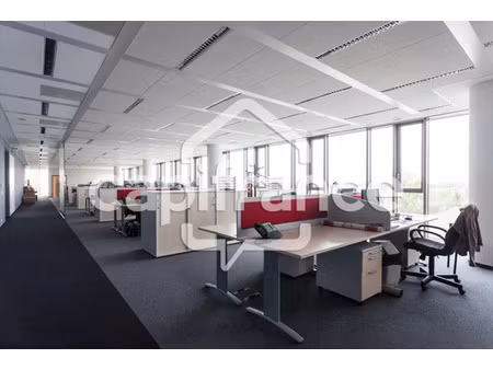 local professionnel à vendre le haillan 10 pièce(s) 297m2 399 000€