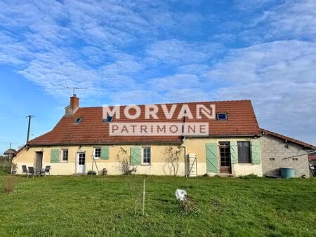 bazois - jolie fermette 154 m2 - 4 chambres sur 2393 m2 - 118 000 €