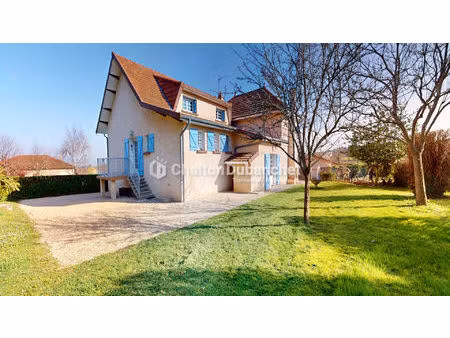 maison 230 m2 3600m2 de terrain dont 2000m2 constructibles
