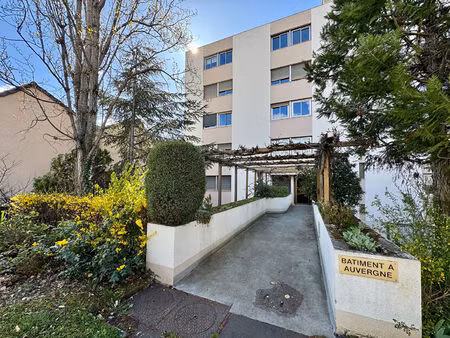 chamalières / apparrtement à vendre de type 3 de 77 m2 secteur piscine !