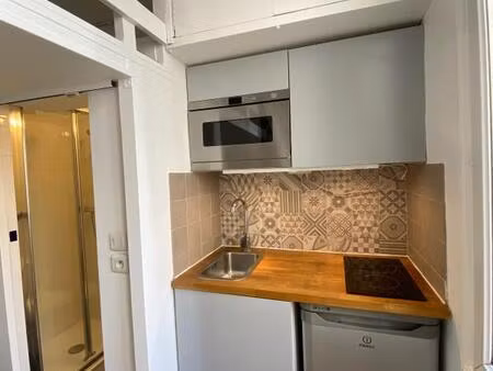 studio / 10m² / sentier (ligne 3)