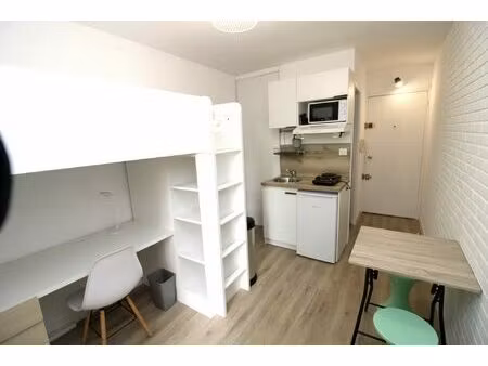studio meuble avec parking