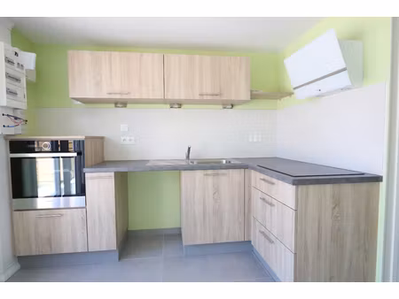 petite maison avec extérieur privatif