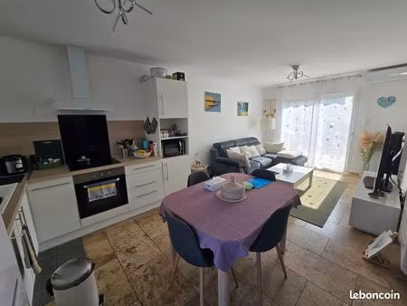 rare – maison meublée t2 avec jardin & 2 parkings – marignane (les beugons)