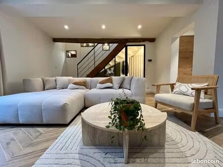 maison triplex de caractère sur les quais de bouchemaine