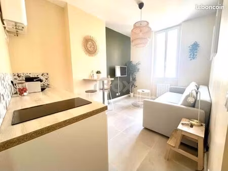 studio 1 pièce 17 m²