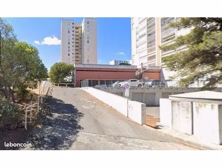 garage/ box electisé sécurisé