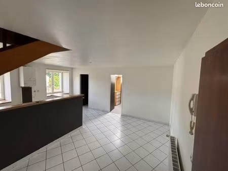 charmant t3 centre ecole valentin