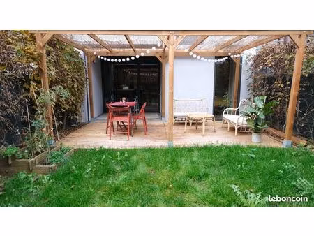 appartement 46m2 avec grand jardin et parking couvert