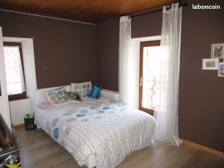 autrans centre t7 +jardin + parking