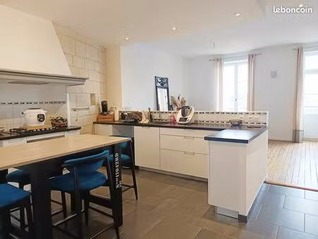 maison 5 pièces 140 m2