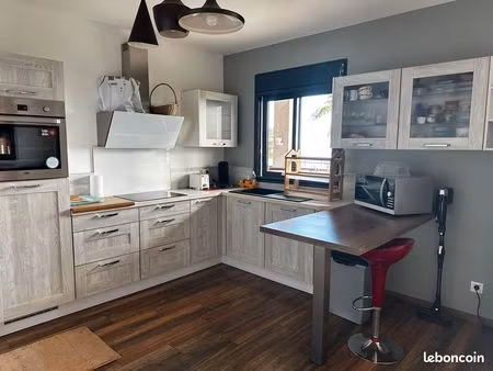 beau logement t2 de standing en rdj de villa de caractère