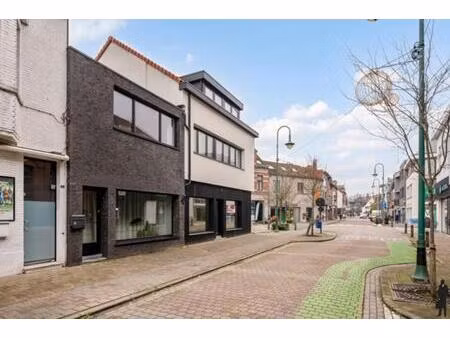 gebouw gemengd gebruik te huur in kapellen