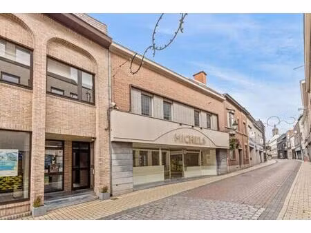 gebouw gemengd gebruik te koop in wetteren