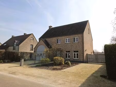 villa te koop in baal