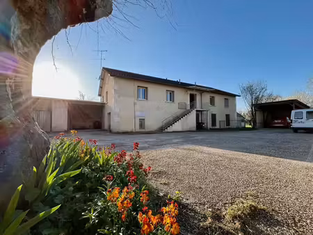immeuble 160 m² - 2 appartements - proche agen