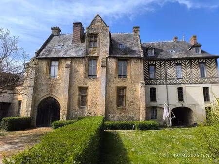 château inscrit aux monuments historiques - elegance et potentiel exceptionnel