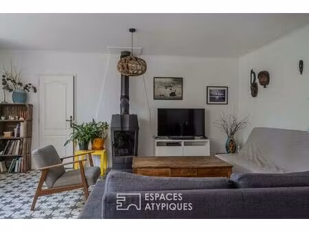 maison de caractère sur intime domaine de campagne