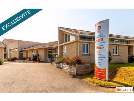 complexe trés bien entretenu - cuisine professionnelle - calme