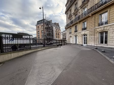 parking montmatre rue bachelet