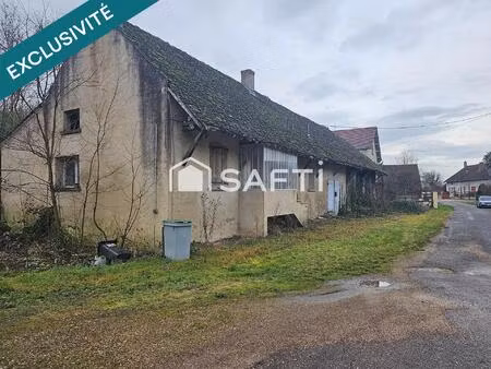 charmante longère au bord de l'eau avec fort potentiel de rénovation