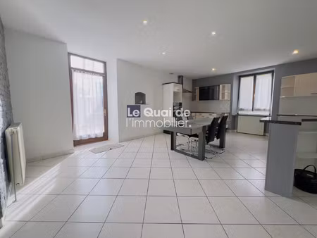 lumbin : maison de 4 pièces (126 m²) en location